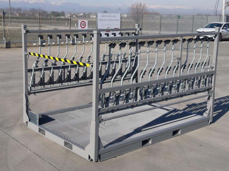 Specific metal racks - Ferrero Automotive