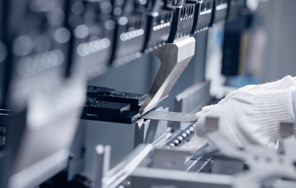 Piegatura della lamiera